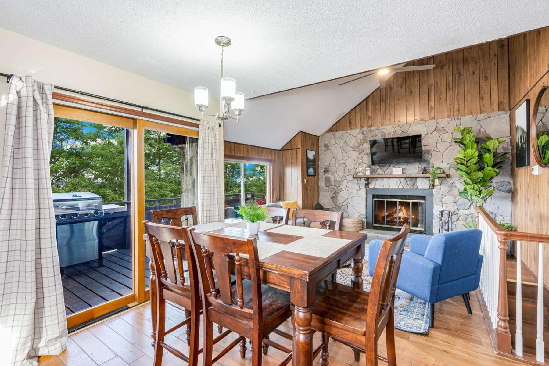 Amazing Views, Hot Tub, Fire Pit, Deck & Fireplace 인우드 외부 사진